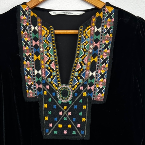 Zara Black Velveteen Mulberry Long Sleeve V-neck Boho Embroidered Mini Dress - Picture 4 of 8